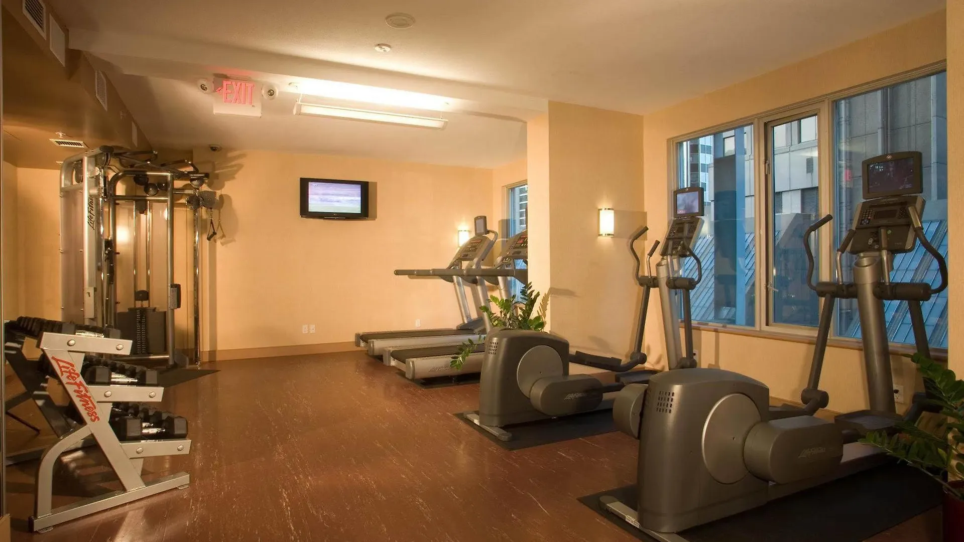 Delta Hotels By Marriott Vancouver Downtown Suites 4*,  Canada