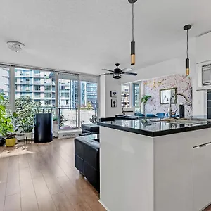 Gastown Downtown Very Holiday home