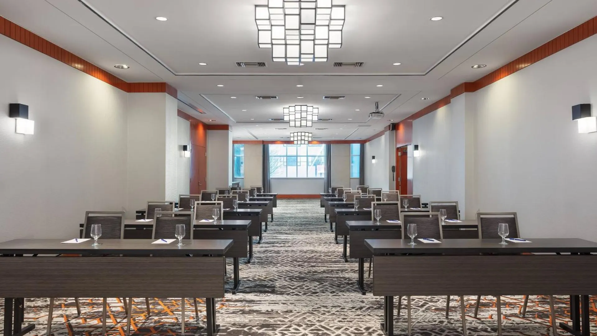 Delta Hotels By Marriott Vancouver Downtown Suites