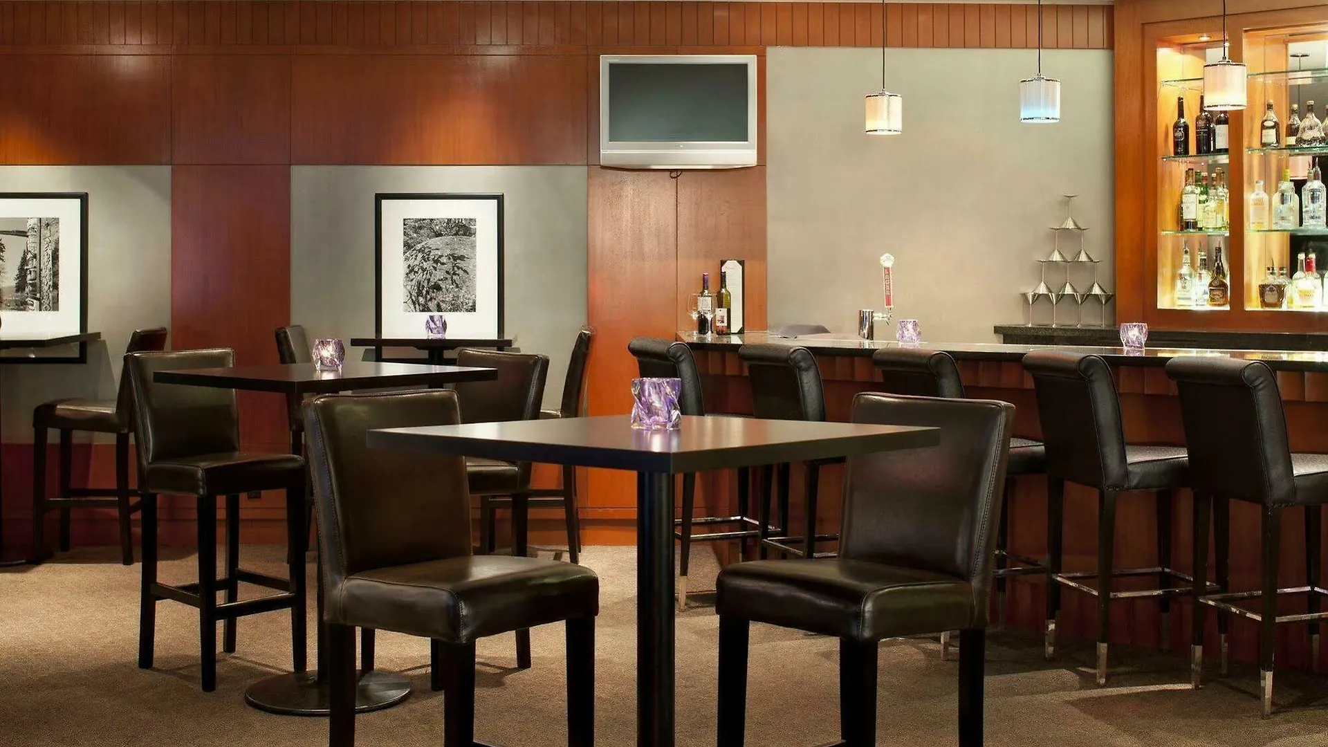 Delta Hotels By Marriott Vancouver Downtown Suites